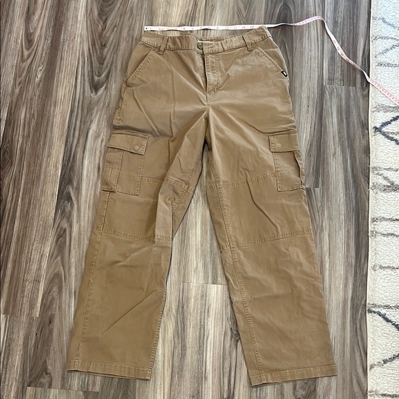 Vans Pants - Vans Tan Cargo Pants